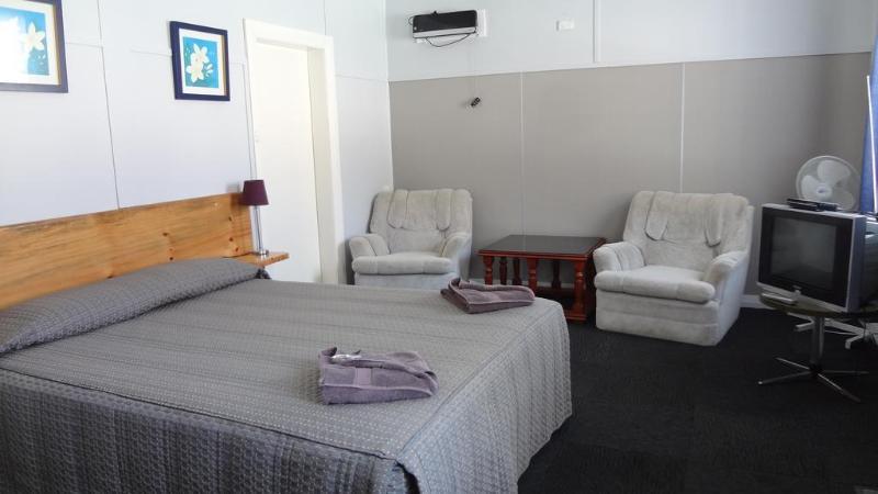 Mountain View Motel Queenstown Bagian luar foto