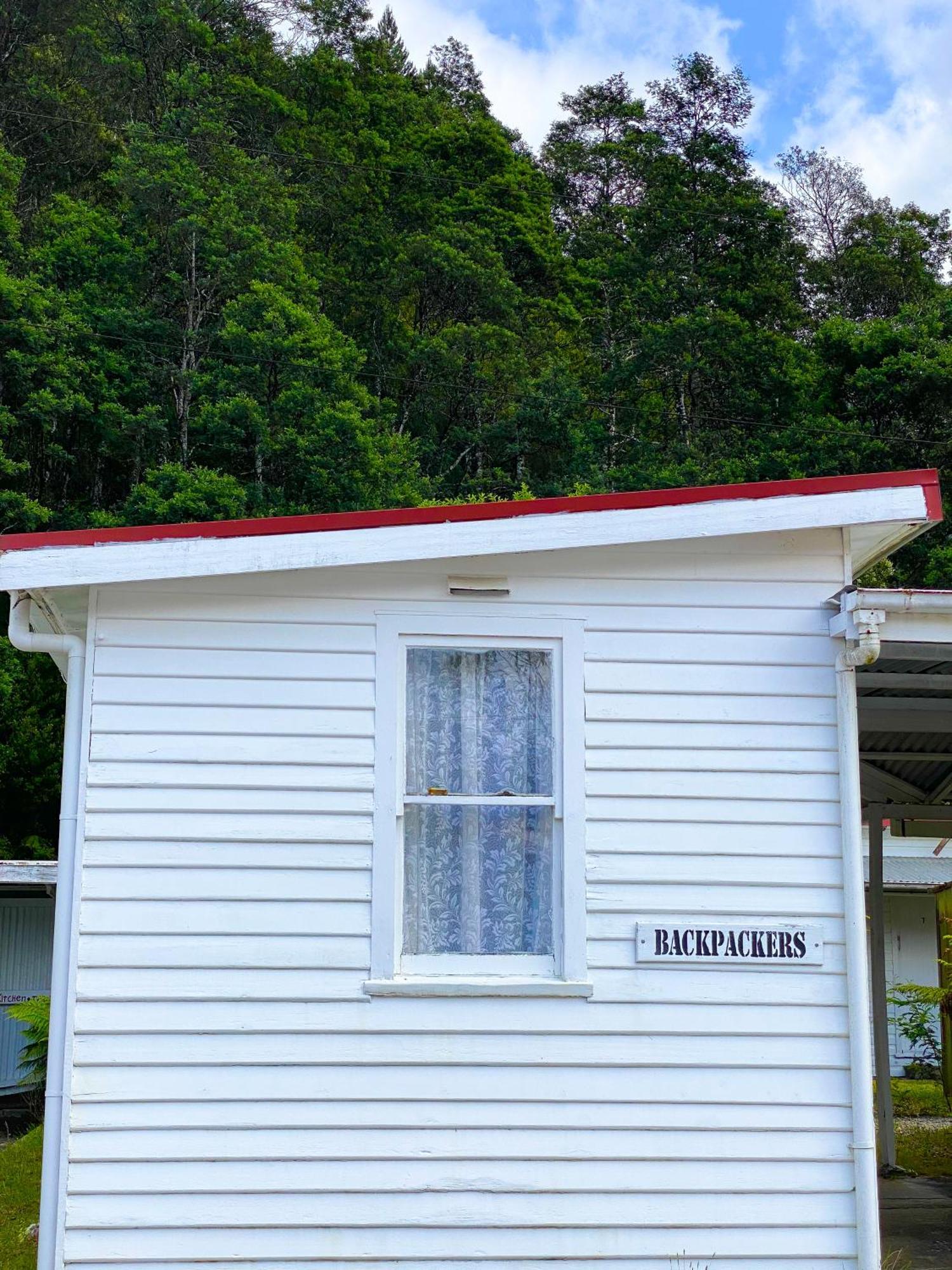Mountain View Motel Queenstown Bagian luar foto
