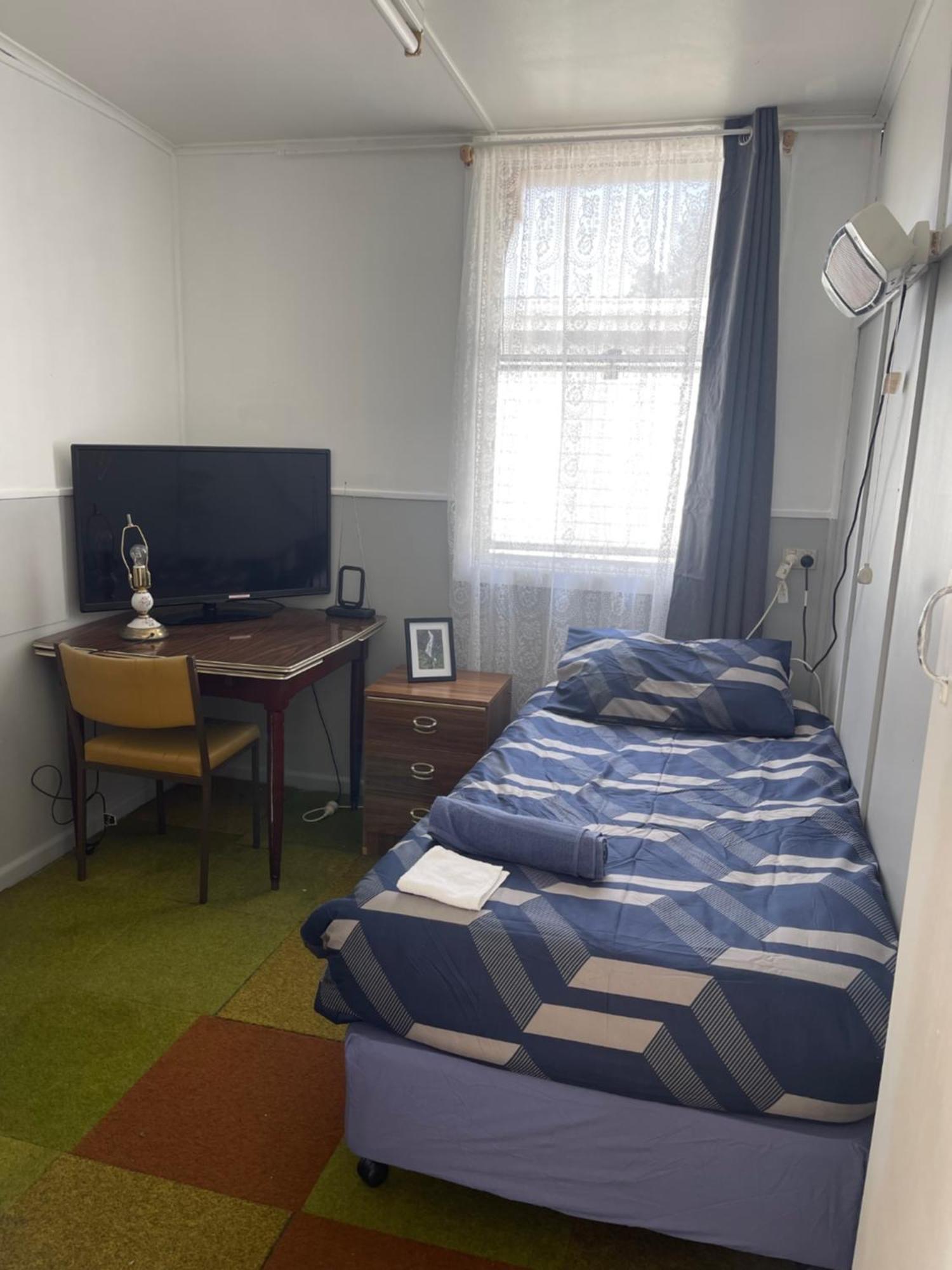 Mountain View Motel Queenstown Bagian luar foto